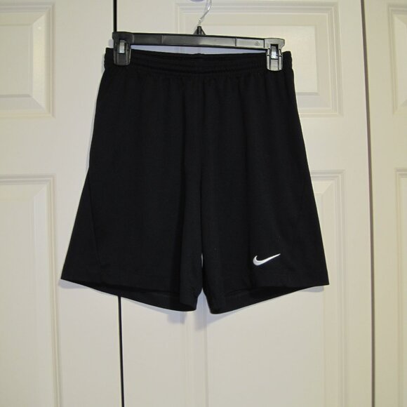 Nike Black Athletic Shorts - Picture 1 of 7